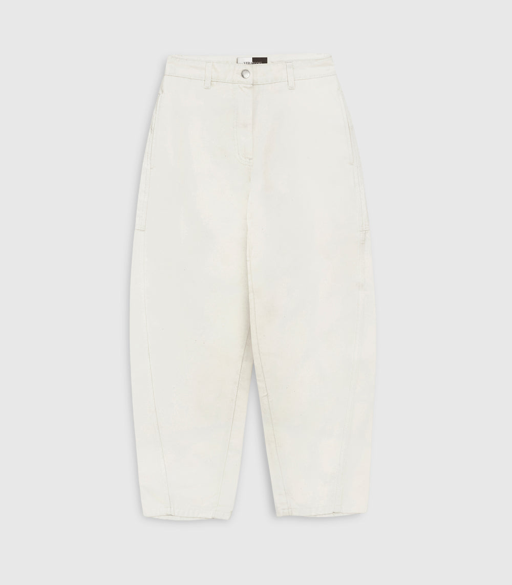 Flat lay product view of high-waisted, wide-leg balloon jeans in ecru denim, featuring structured side seams and a silver button closure against a white background.